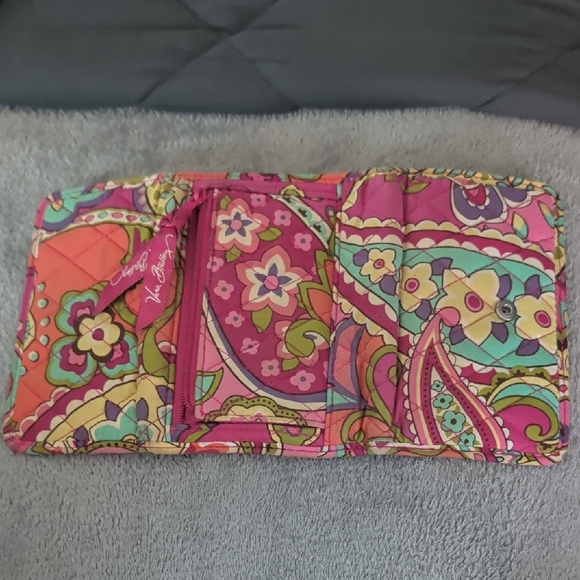 Vera Bradley Pink and Green Floral Quilted Accessory - Picture 3 of 4